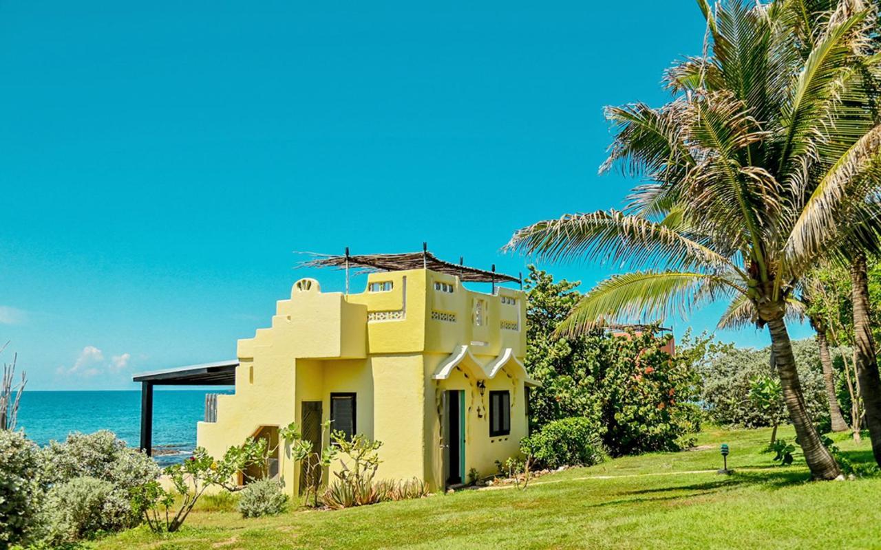Jakes Hotel Treasure Beach Exterior photo
